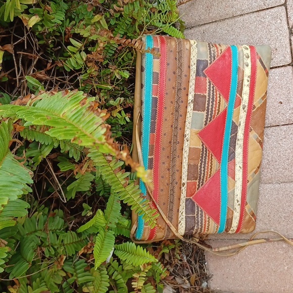 Vintage Patchwork Envelope or crossbody hanbag - Picture 4 of 9
